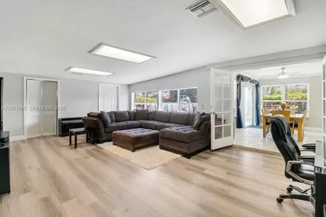 19049 SE Robert Drive Jupiter FL 33469