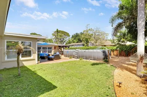 19049 SE Robert Drive Jupiter FL 33469