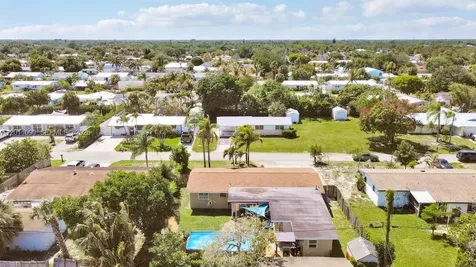 19049 SE Robert Drive Jupiter FL 33469