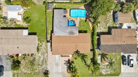 19049 SE Robert Drive Jupiter FL 33469