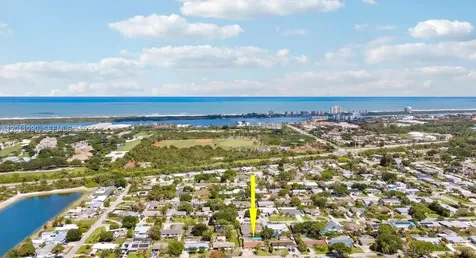 19049 SE Robert Drive Jupiter FL 33469