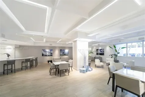 100 Lincoln Road Miami Beach FL 33139