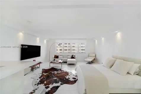 100 Lincoln Road Miami Beach FL 33139