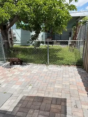 3245 SW 82nd Avenue Miami FL 33155