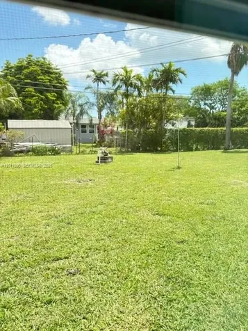 3245 SW 82nd Avenue Miami FL 33155