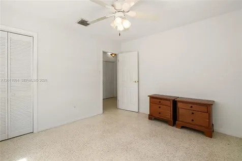 56 SE Marlin Avenue Key Largo FL 33037
