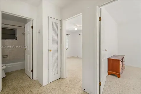 56 SE Marlin Avenue Key Largo FL 33037