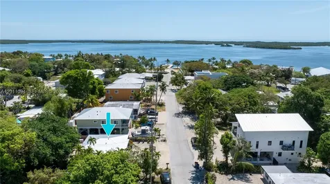 56 SE Marlin Avenue Key Largo FL 33037