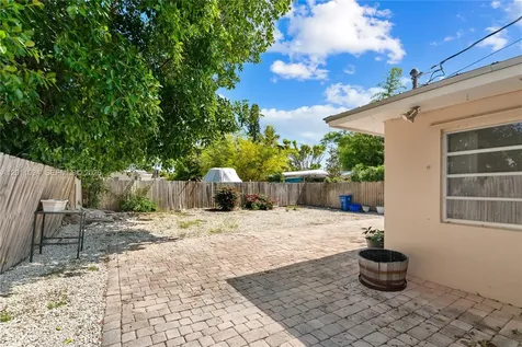 56 SE Marlin Avenue Key Largo FL 33037