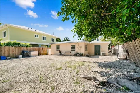56 SE Marlin Avenue Key Largo FL 33037