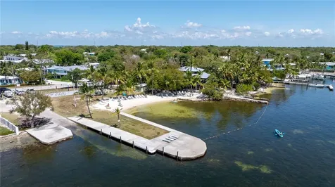 56 SE Marlin Avenue Key Largo FL 33037