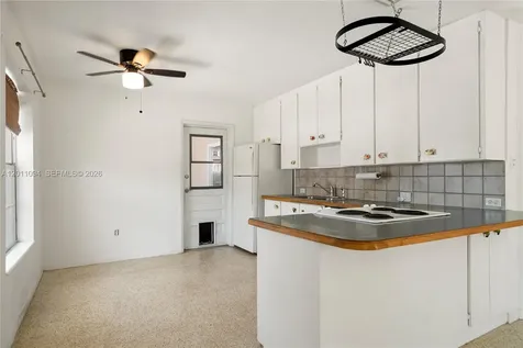 56 SE Marlin Avenue Key Largo FL 33037