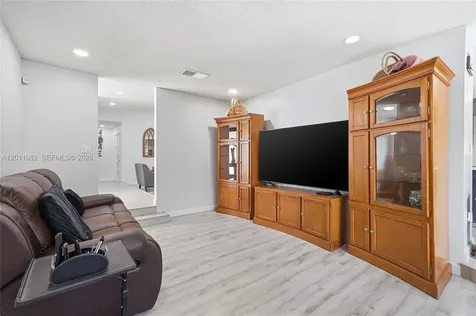 20102 NW 62nd Avenue Hialeah FL 33015