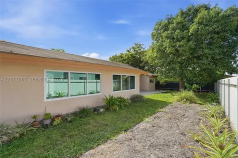 20102 NW 62nd Avenue Miami FL 33015
