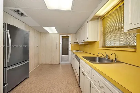 8415 SW 44th Street Miami FL 33155