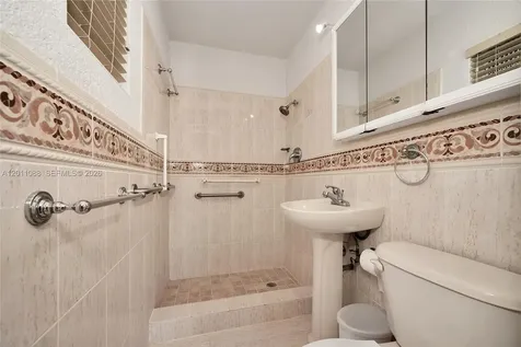 8415 SW 44th Street Miami FL 33155
