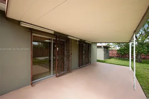 8415 SW 44th Street Miami FL 33155