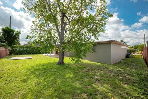 8415 SW 44th Street Miami FL 33155