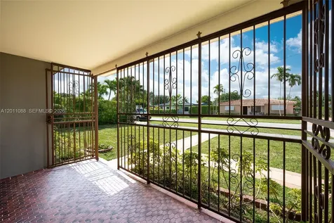 8415 SW 44th Street Miami FL 33155