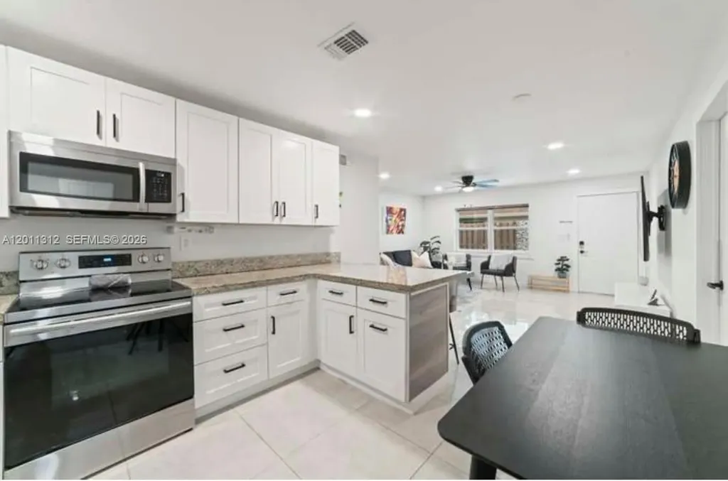 2320 SW 18th Terrace Fort Lauderdale FL 33315
