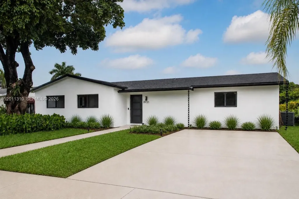 8931 SW 182nd Terrace Palmetto Bay FL 33157