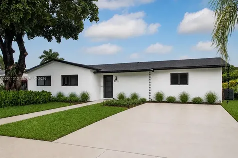 8931 SW 182nd Terrace Palmetto Bay FL 33157
