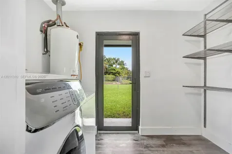8931 SW 182nd Terrace Palmetto Bay FL 33157