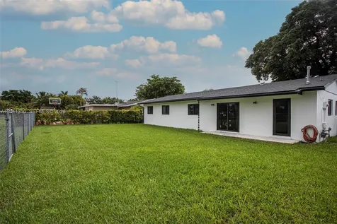 8931 SW 182nd Terrace Palmetto Bay FL 33157