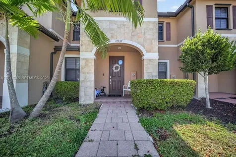10657 W 32nd Lane Hialeah FL 33018