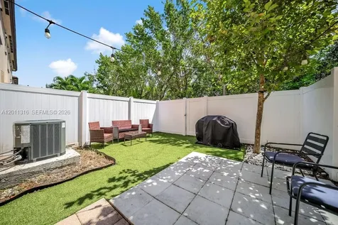 10657 W 32nd Lane Hialeah FL 33018