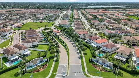 10657 W 32nd Lane Hialeah FL 33018