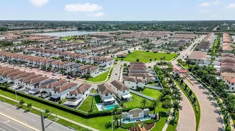 10657 W 32nd Lane Hialeah FL 33018