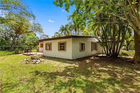 15345 SW 269th Terrace Homestead FL 33032