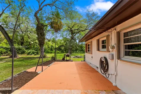 15345 SW 269th Terrace Homestead FL 33032