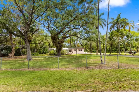 15345 SW 269th Terrace Homestead FL 33032