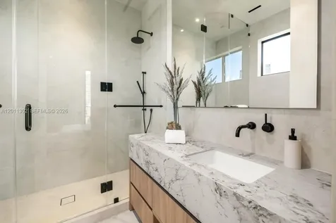 2006 NE 124th Street North Miami FL 33181