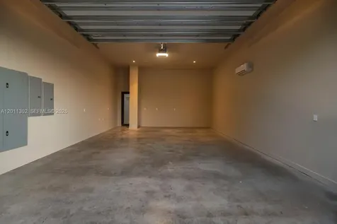 2006 NE 124th Street North Miami FL 33181