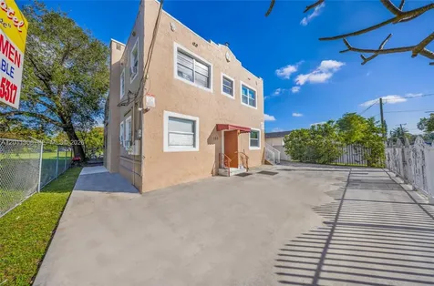 193 NW 58th Street Miami FL 33127