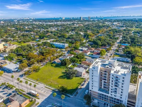 193 NW 58th Street Miami FL 33127