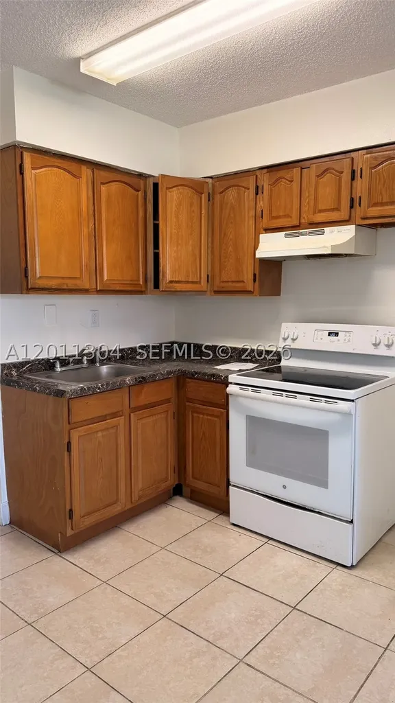 978 SW 10th Drive Pompano Beach FL 33060
