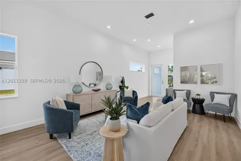 265 SE Via Sangro Port St. Lucie FL 34952