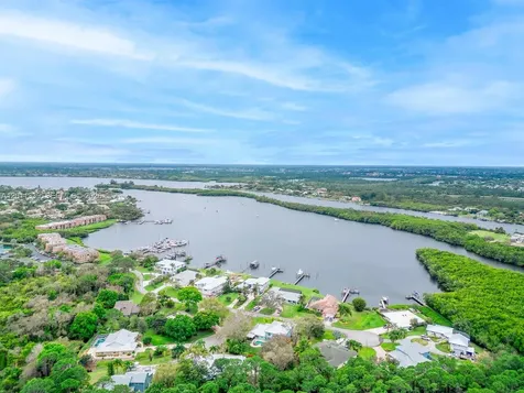 265 SE Via Sangro Port St. Lucie FL 34952