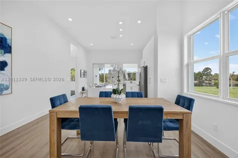 265 SE Via Sangro Port St. Lucie FL 34952