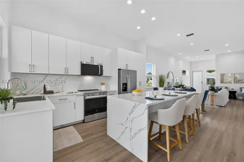 265 SE Via Sangro Port St. Lucie FL 34952