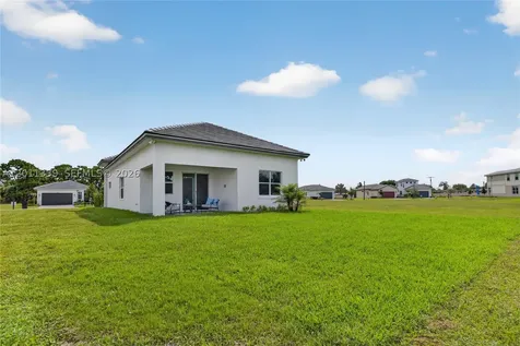 265 SE Via Sangro Port St. Lucie FL 34952
