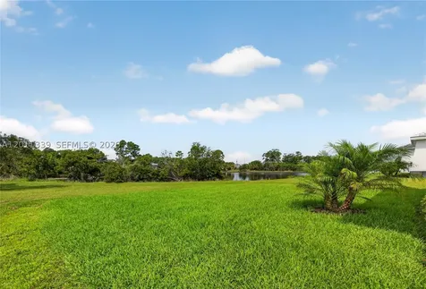 265 SE Via Sangro Port St. Lucie FL 34952