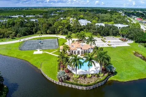 265 SE Via Sangro Port St. Lucie FL 34952