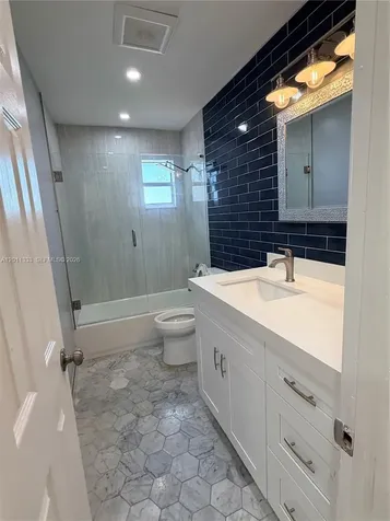 4350 NW 14th Street Lauderhill FL 33313