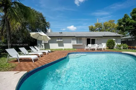 736 Prosperity Farms Road North Palm Beach FL 33408