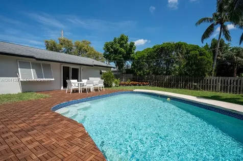 736 Prosperity Farms Road North Palm Beach FL 33408
